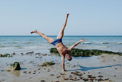 Pool: which swimwear to choose for men?