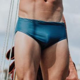 Slip de bain homme bleu roi en nylon recyclé - BLUEBUCK